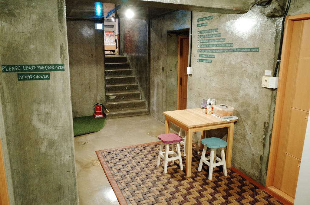 Хостел Bong Backpackers Сеул Экстерьер фото