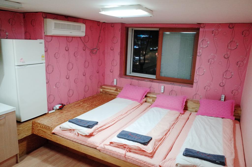 Хостел Bong Backpackers Сеул Экстерьер фото