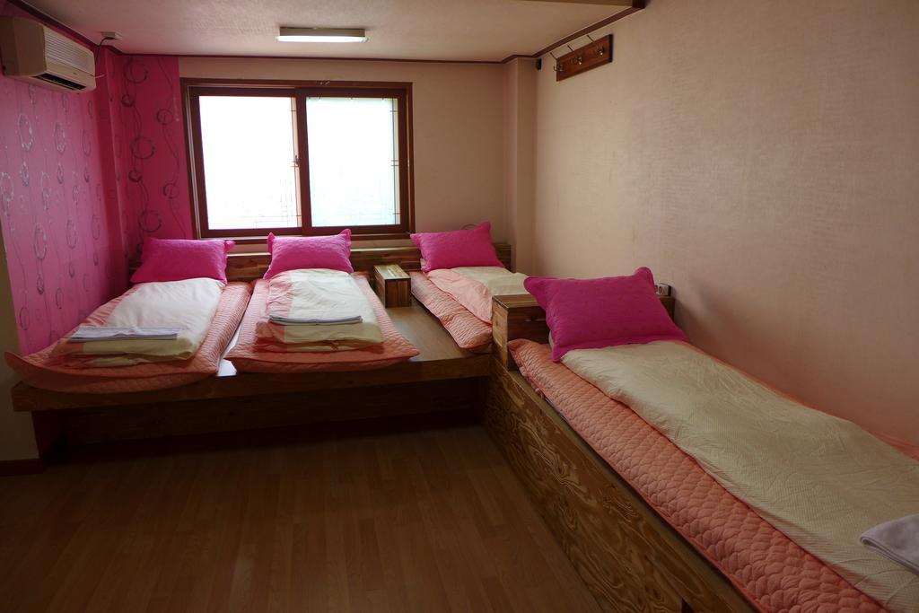 Хостел Bong Backpackers Сеул Номер фото