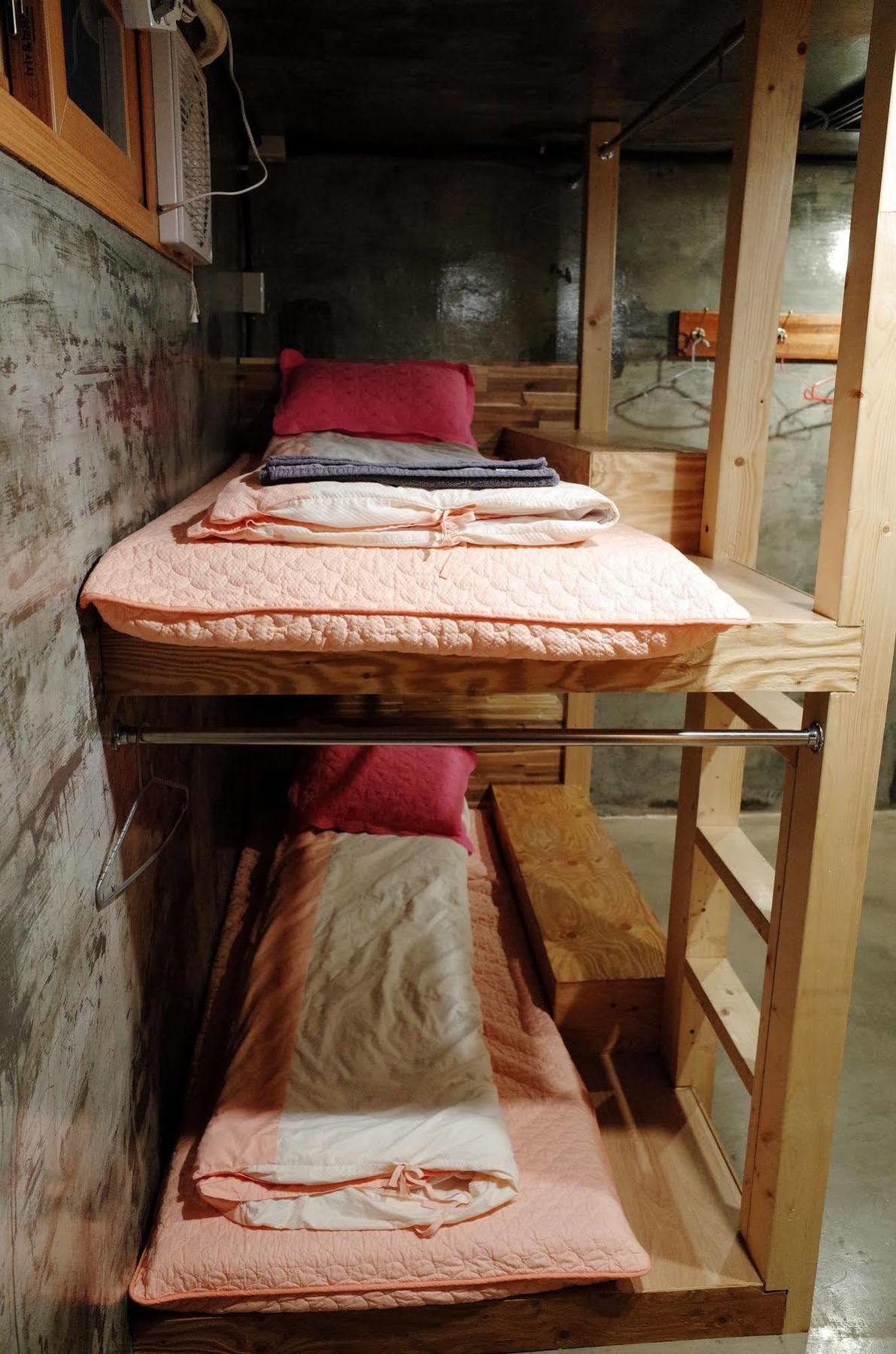 Хостел Bong Backpackers Сеул Экстерьер фото